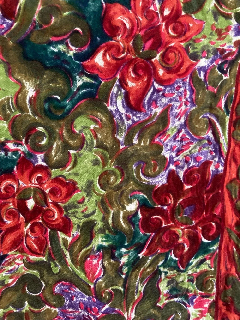 Vintage Express Red green Floral square women’s scarf 31”